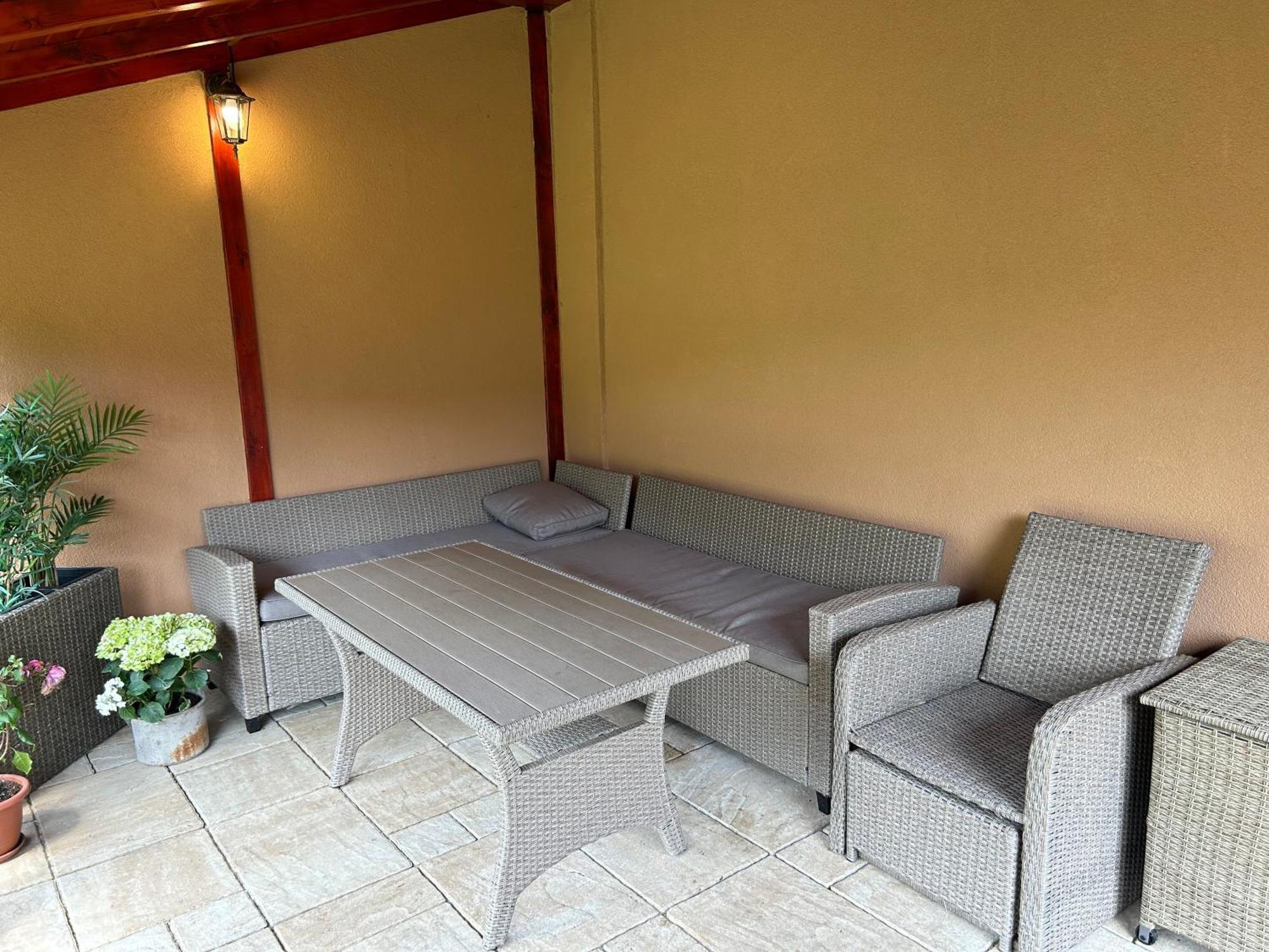 Privat Lenka Hotell Prosiek Exteriör bild