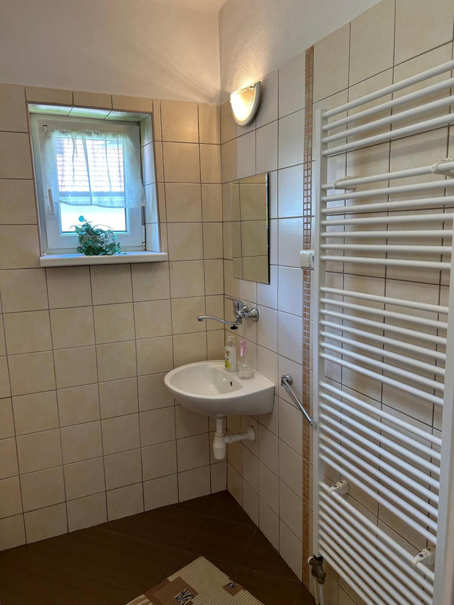 Privat Lenka Hotell Prosiek Exteriör bild