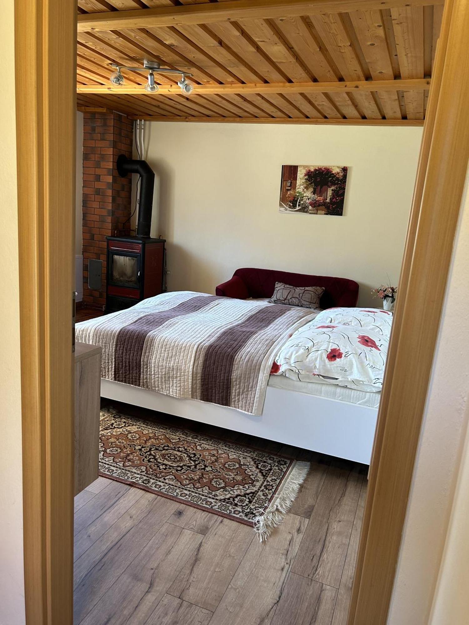 Privat Lenka Hotell Prosiek Exteriör bild
