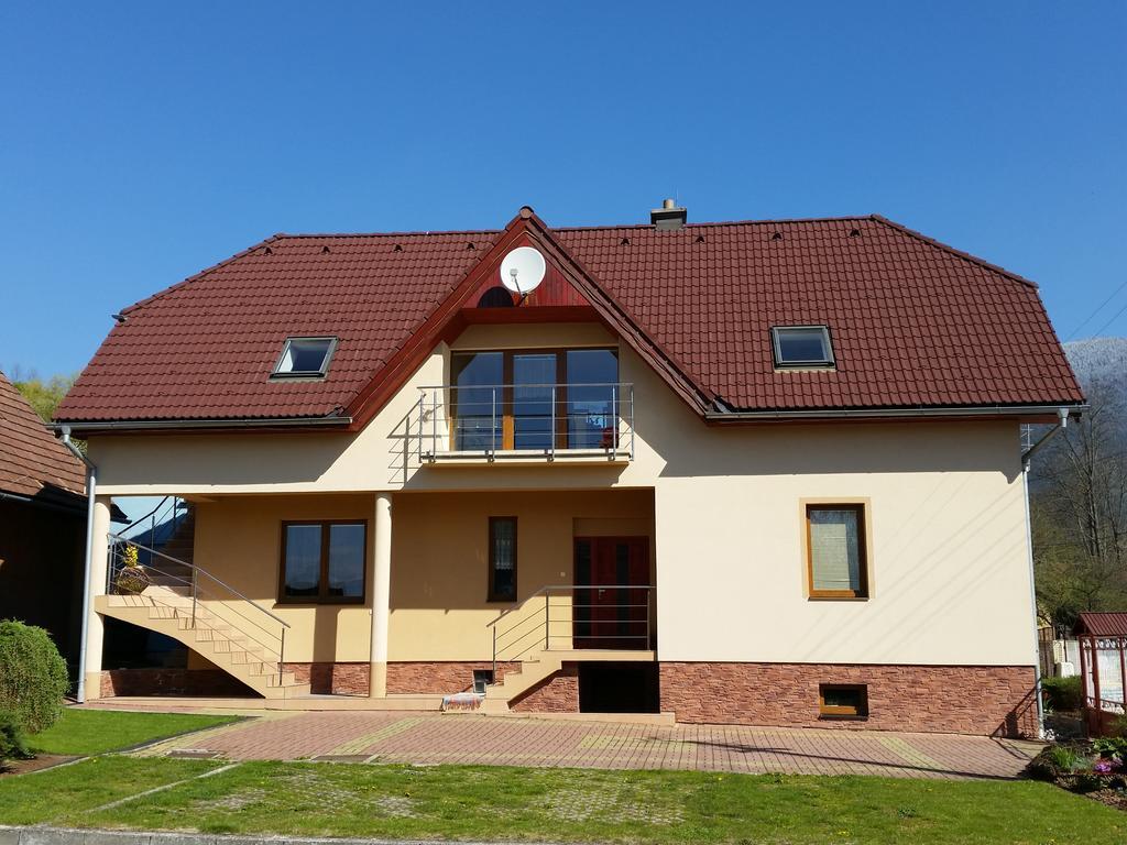 Privat Lenka Hotell Prosiek Exteriör bild